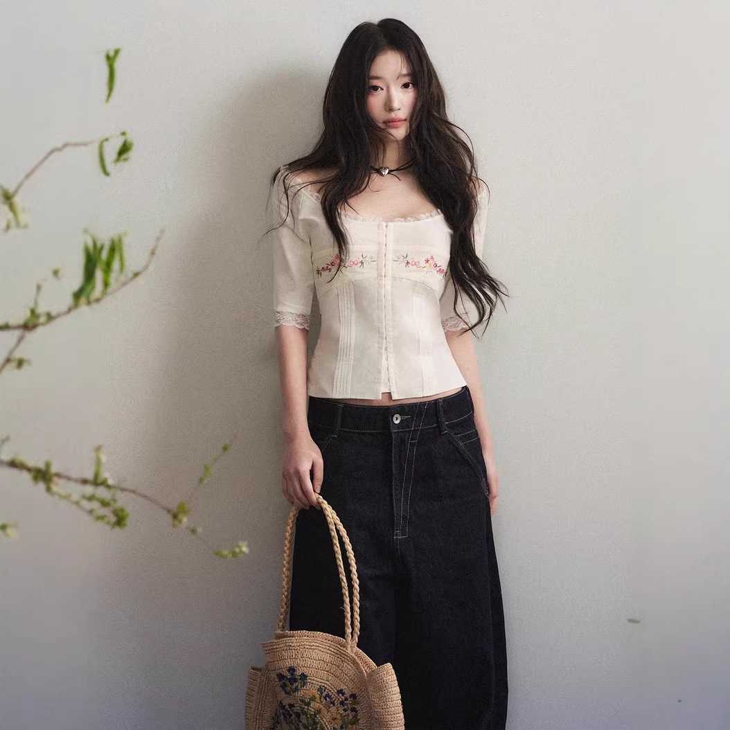 1P STUDIO 绣花方领衬衫女春夏季收腰花边短款中袖上衣设计感小众