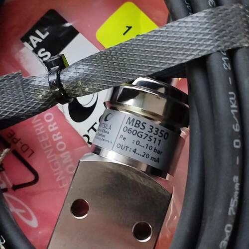MBS3350 060G7511 丹佛斯压力传感器 0-10bar 4-20mA议价维修