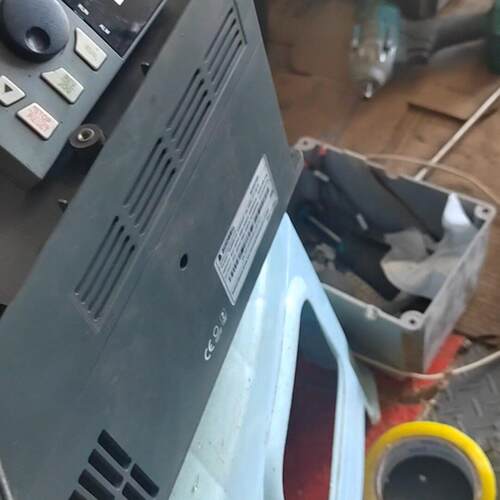G500-G15K0/P18.5K04T-B 金钟变频器 工业工控调速设备议价维修