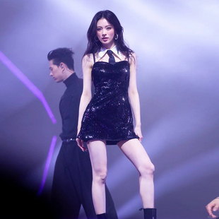 舞台风珠片闪耀领带设计吊带连衣裙女辣妹 Anna同款 WEIRD PUSS