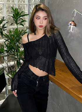 WEIRD PUSS不规则短款辣妹t恤女斜肩镂空打底衫性感显瘦修身上衣