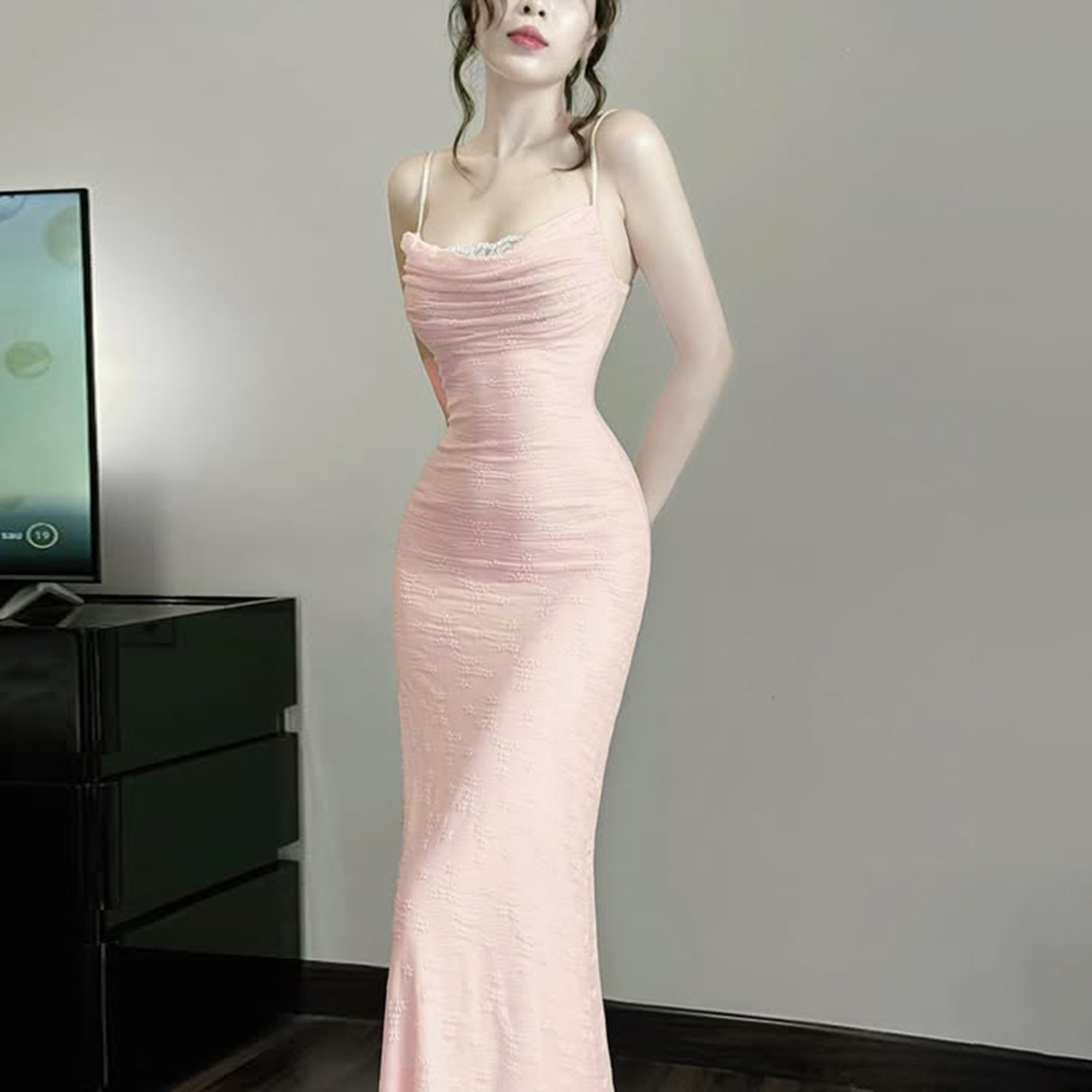 WEIRDPUSS人间水蜜桃温柔连衣裙