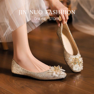 2026新款春低跟婚鞋平底方头水钻宴会绝美单鞋订婚不累脚日常