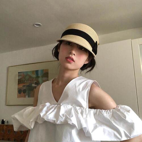 蝴蝶结圆顶草编鸭舌帽女夏季户外