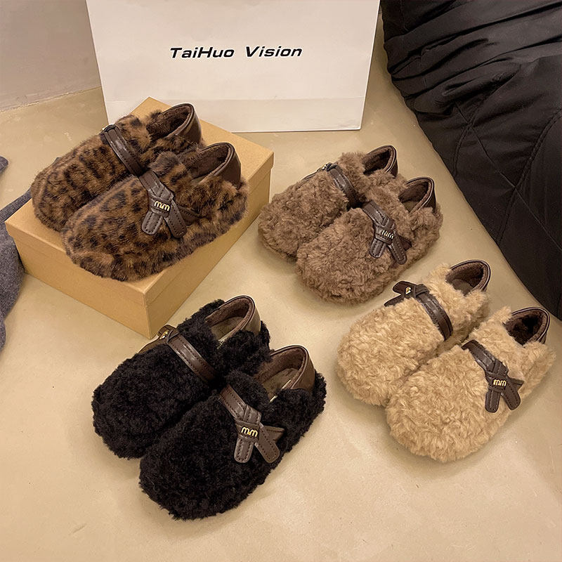 网红爆款毛毛鞋女外穿2024冬季新款厚底百搭一脚蹬豆豆鞋加绒棉鞋