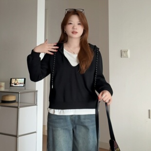 微胖的喵喵大码胖mm春装韩系撞色慵懒风穿搭连帽卫衣显瘦上衣6319