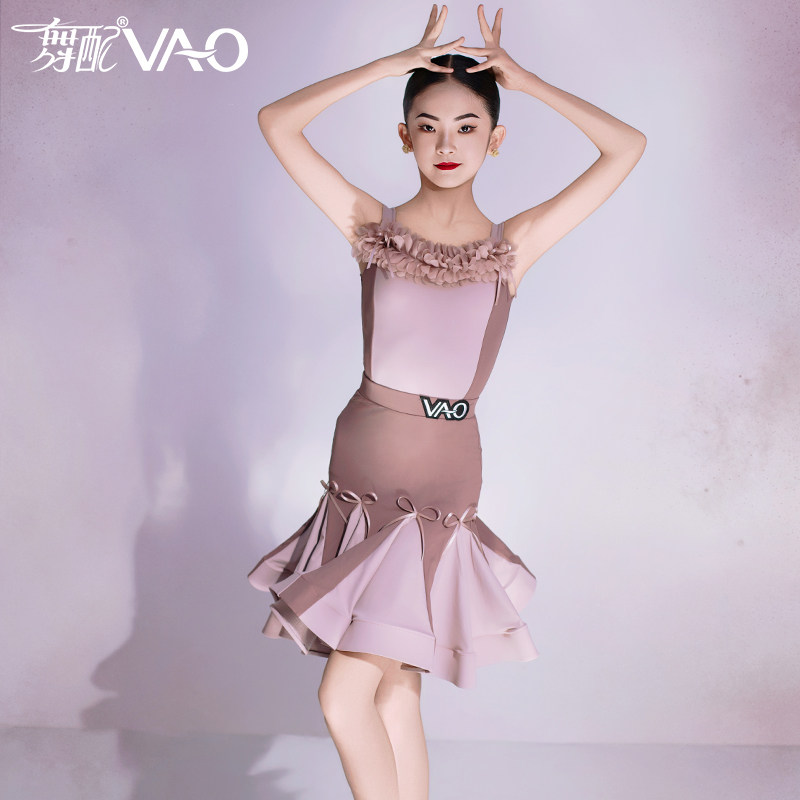 拉丁舞服女童VAO舞配高端舞服表演服拉丁练功服2026新款花边套装