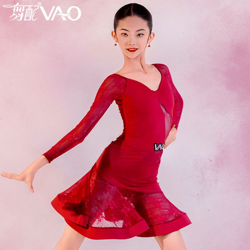 女童红色鱼骨裙拉丁舞服