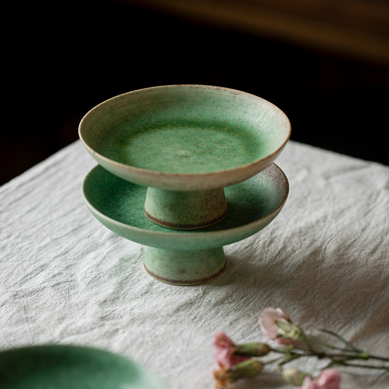 日式手工绿色窑变中古茶点盘陶瓷小果盘糕点复古高足零食盘托盘