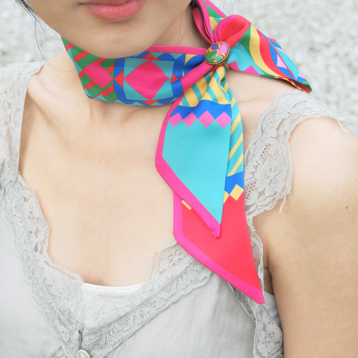 【TWILLY】几何图丝巾礼盒 | 配丝巾扣 领巾 衬托神器