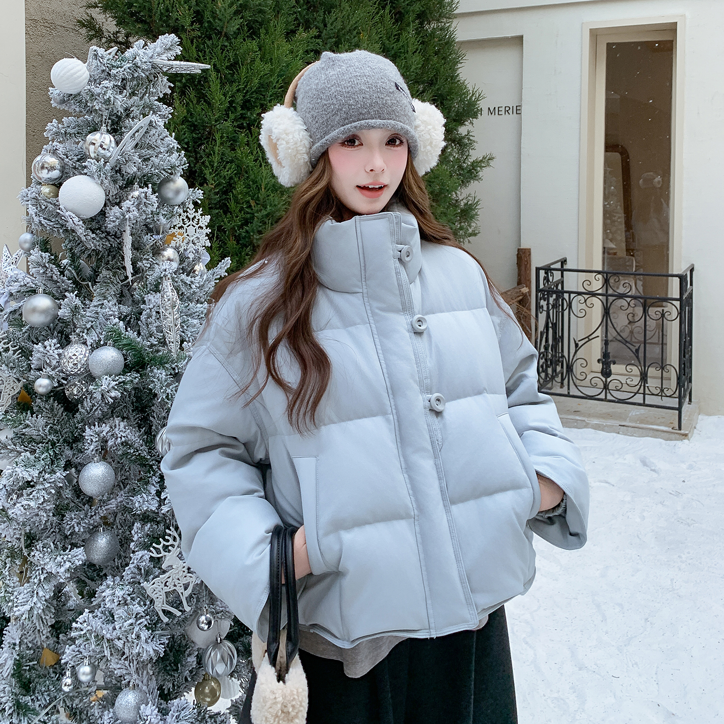 蓝色高级感立领白鸭绒羽绒服女生2025冬季新款小个子加厚保暖外套