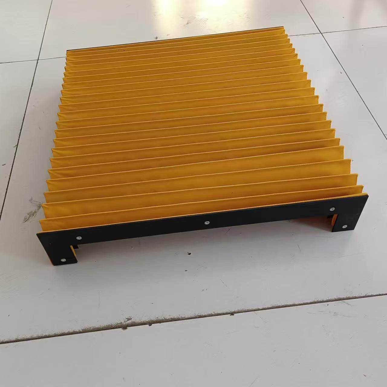 导轨防火伸缩风琴式雕刻机折布