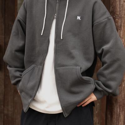 NESSTTU 秋冬新品日系复古休闲百搭宽松刺绣加绒连帽卫衣外套