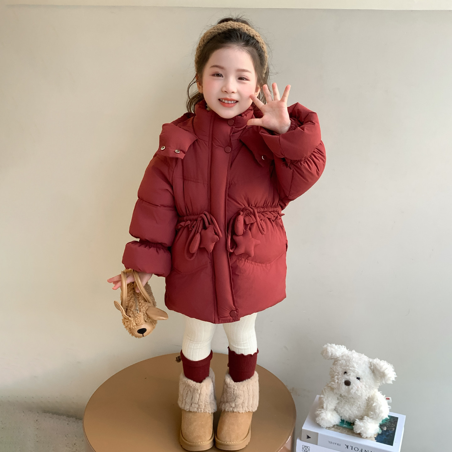女童红色棉服2025新款冬季时髦潮搭加厚连帽松紧腰中长款保暖棉衣