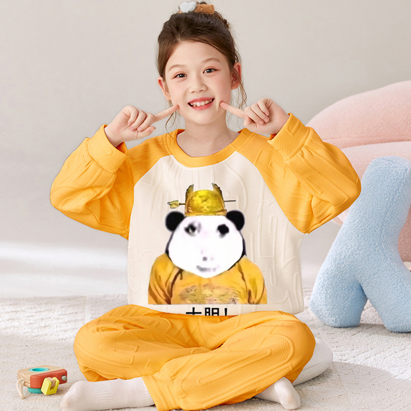 女童秋冬季夹层棉皇上大胆家居服