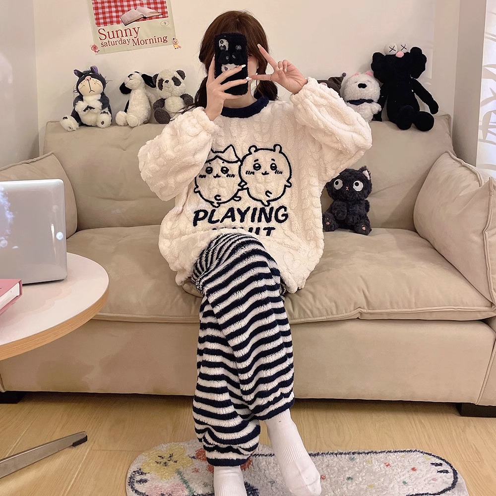 珊瑚绒亲子睡衣女童保暖秋冬装中大童卡通儿童宝宝母女家居服套装