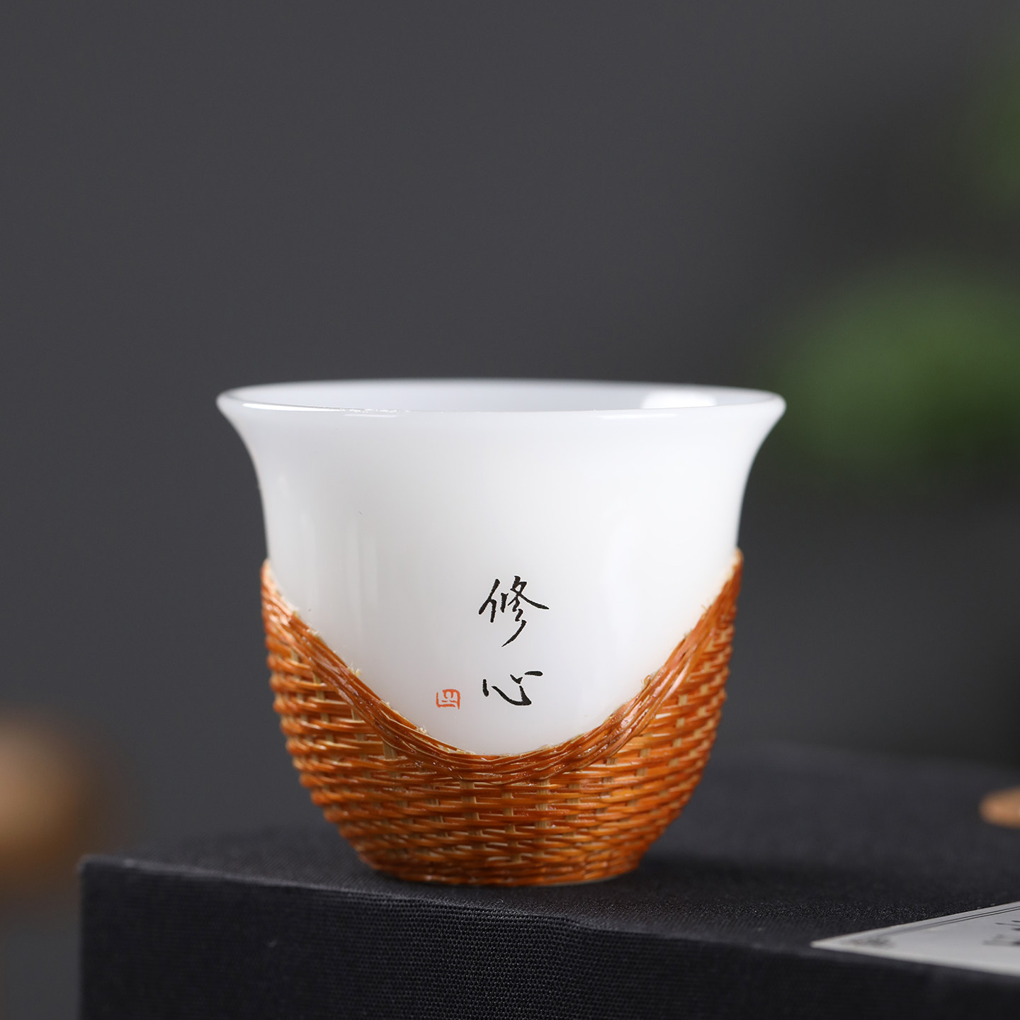 竹扣手写陶瓷小茶杯品茗主人杯图片