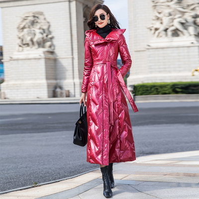 红色羽绒服女2024年新款时尚修身收腰轻薄中长款过膝高端大气女装