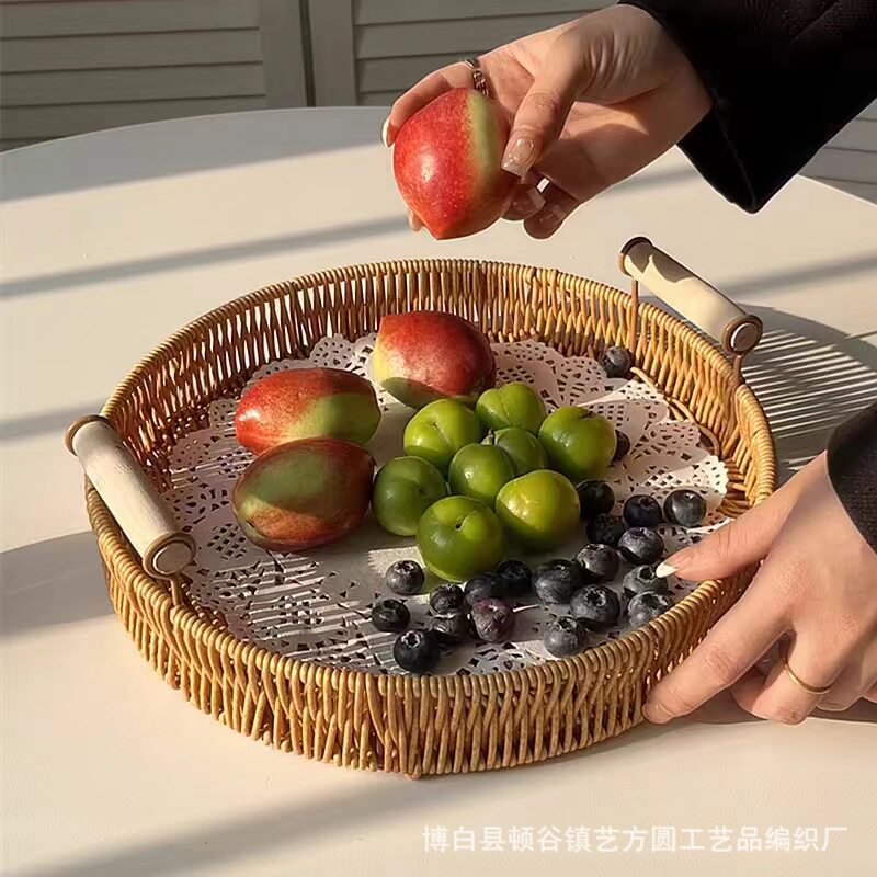 仿藤编收纳筐编织桌面杂