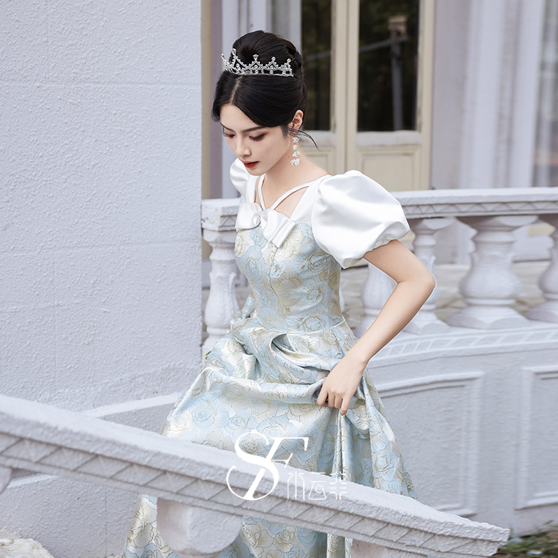 时尚清新风晚礼服长款礼服