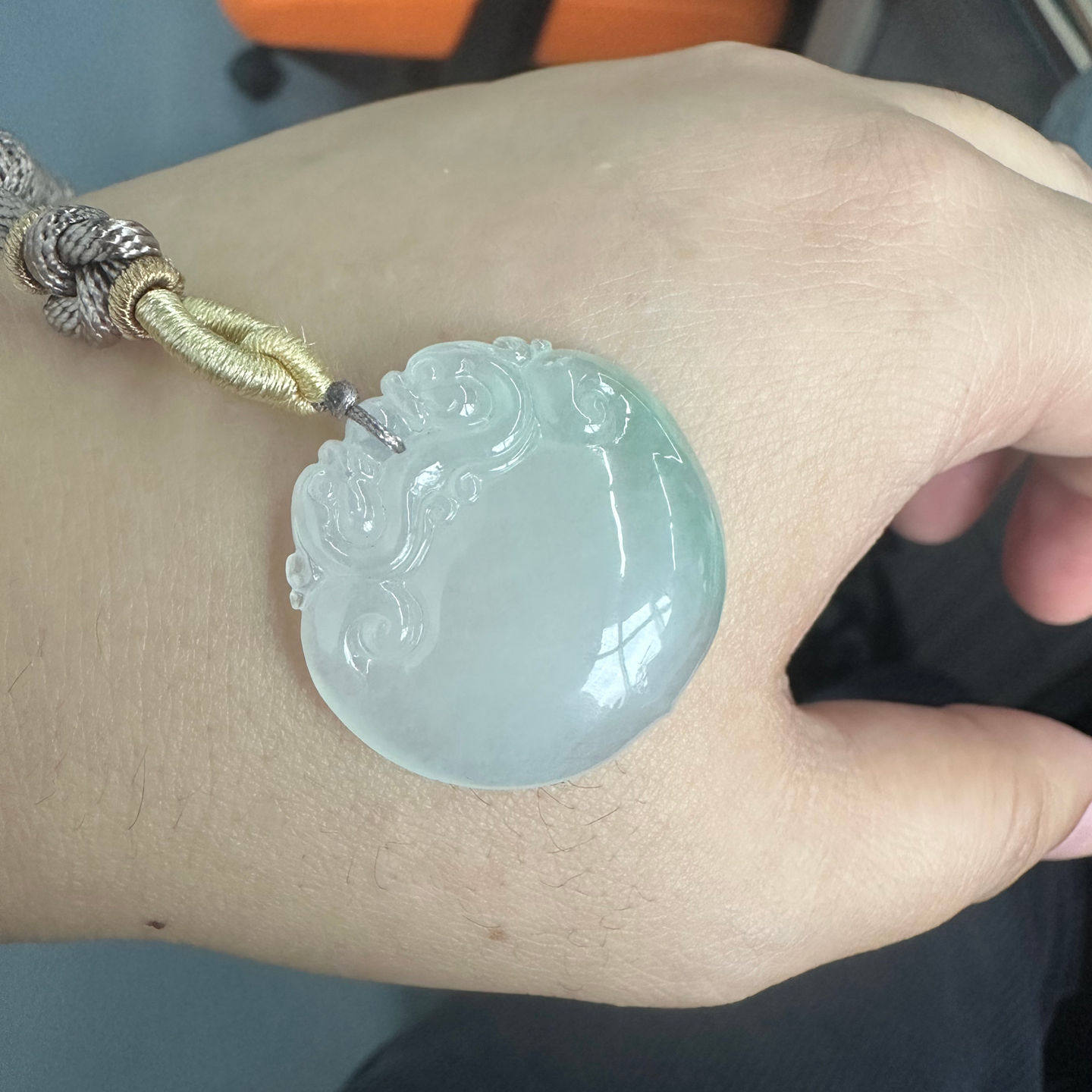 冰种飘金丝翠螭龙如意吊坠 天然缅甸A货翡翠仿古如意龙毛衣链女款