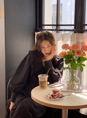 SourceWithU 瑞贝卡 复古黑色荷叶边蛋糕裙高级感长袖连衣裙