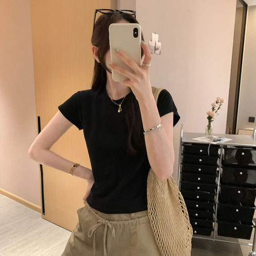 夏天巨好看韩系黑色圆领正肩修身短袖T恤女2026新款爆款辣妹上衣