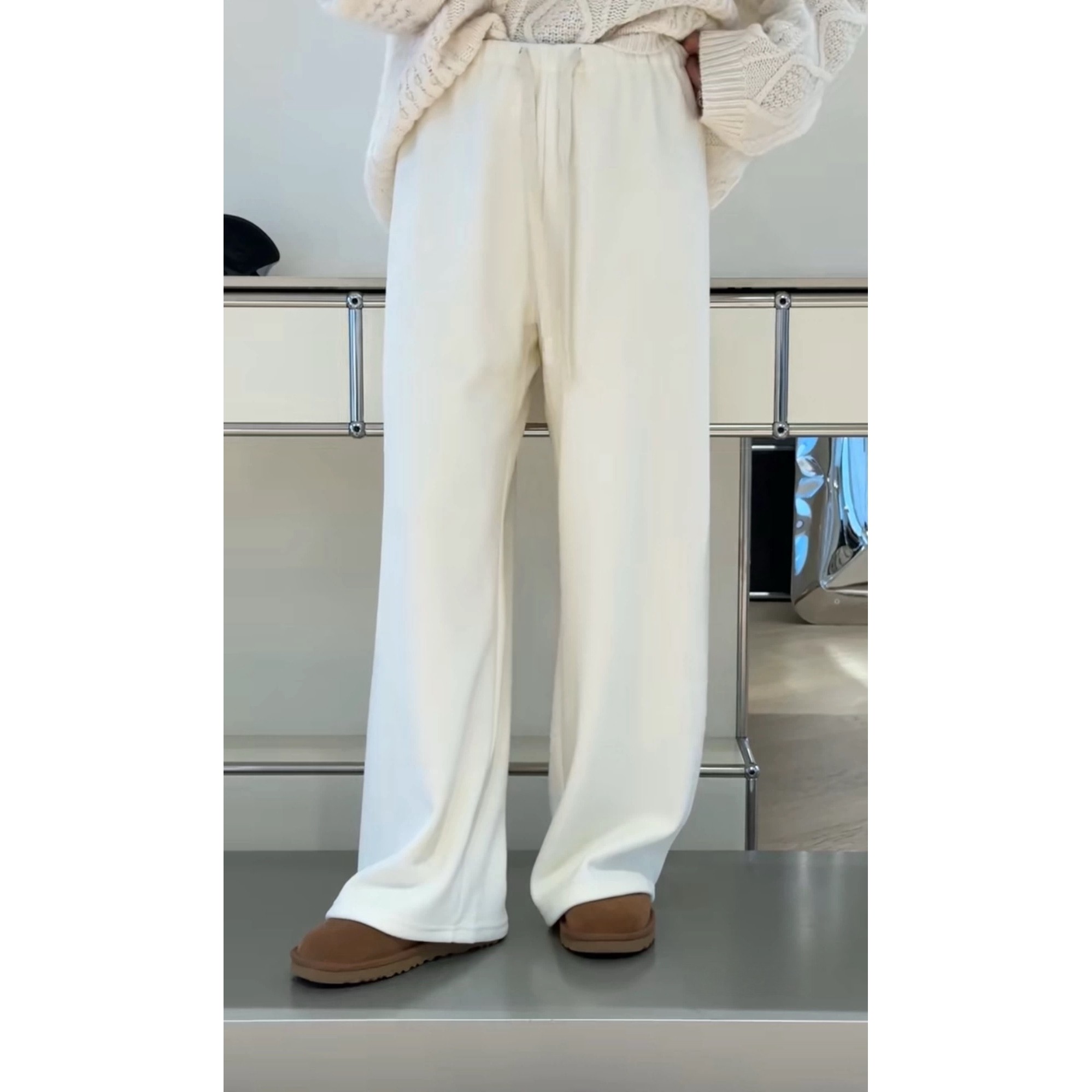 现货2586-1慵懒温柔知性松紧腰毛巾料加绒卫裤女2025冬