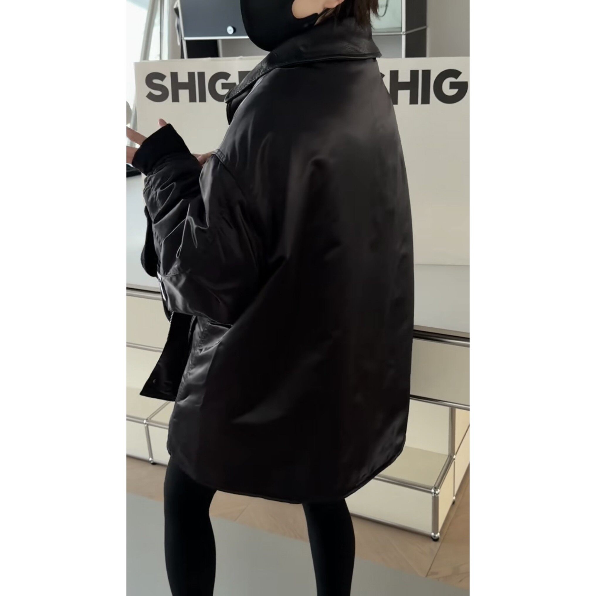 正品诗歌兰39927新款26新年冬缎面毛毛外套甜酷感机车服欧货