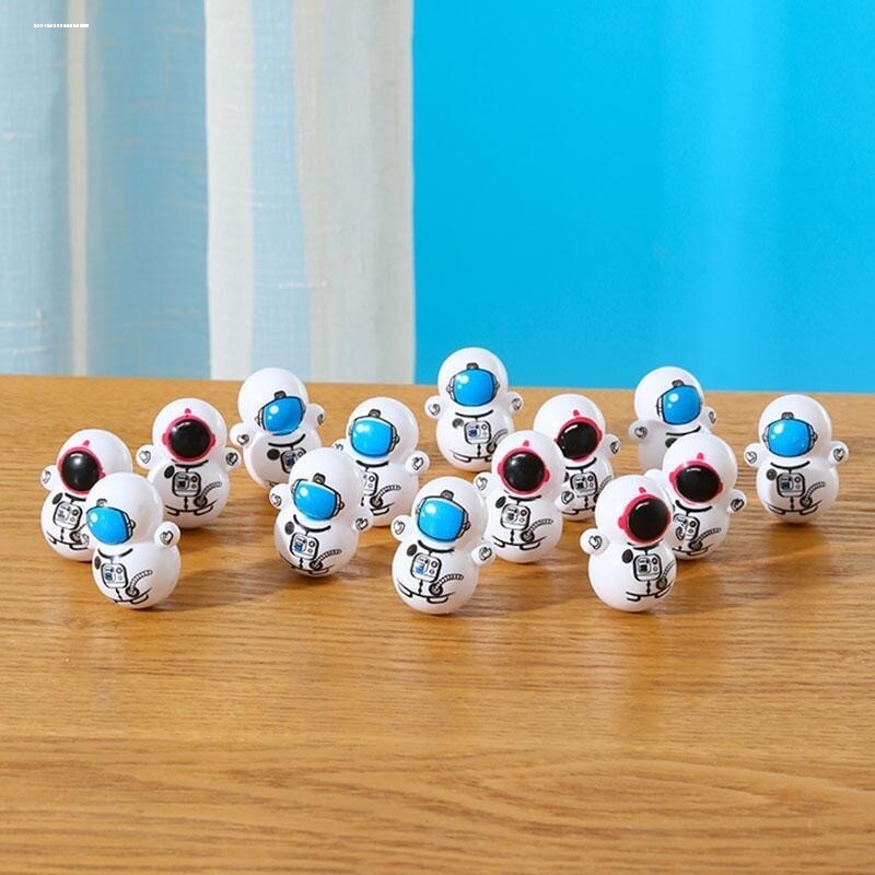 不倒翁玩具卡通蓝胖子哆啦a梦机器猫幼儿园礼品不超十元的小玩具