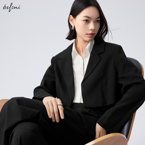 伊芙丽outlets店黑白撞色短款西装外套春秋拉链高智通勤西服女