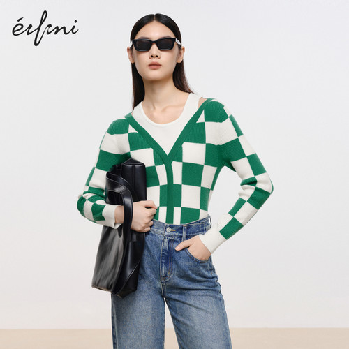 伊芙丽outlets店绿色假两件棋盘格格纹针织衫春秋套头V领上衣女