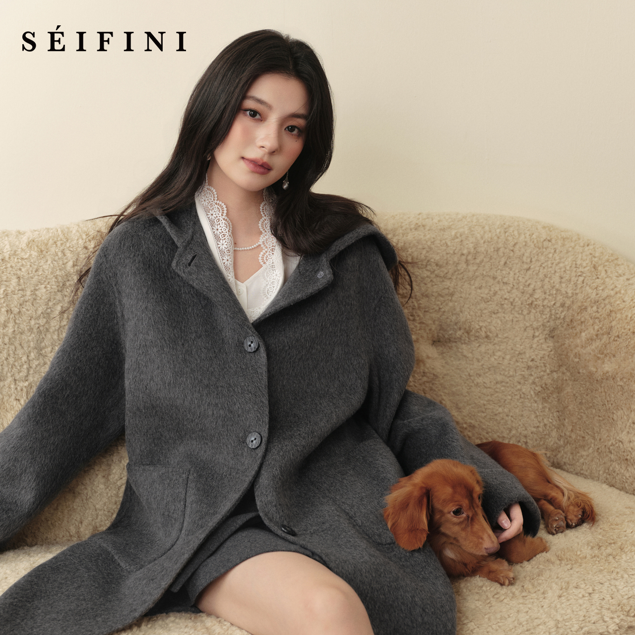 诗凡黎羊毛羊绒连帽双面呢大衣2025秋冬新款慵懒通勤廓形毛呢外套