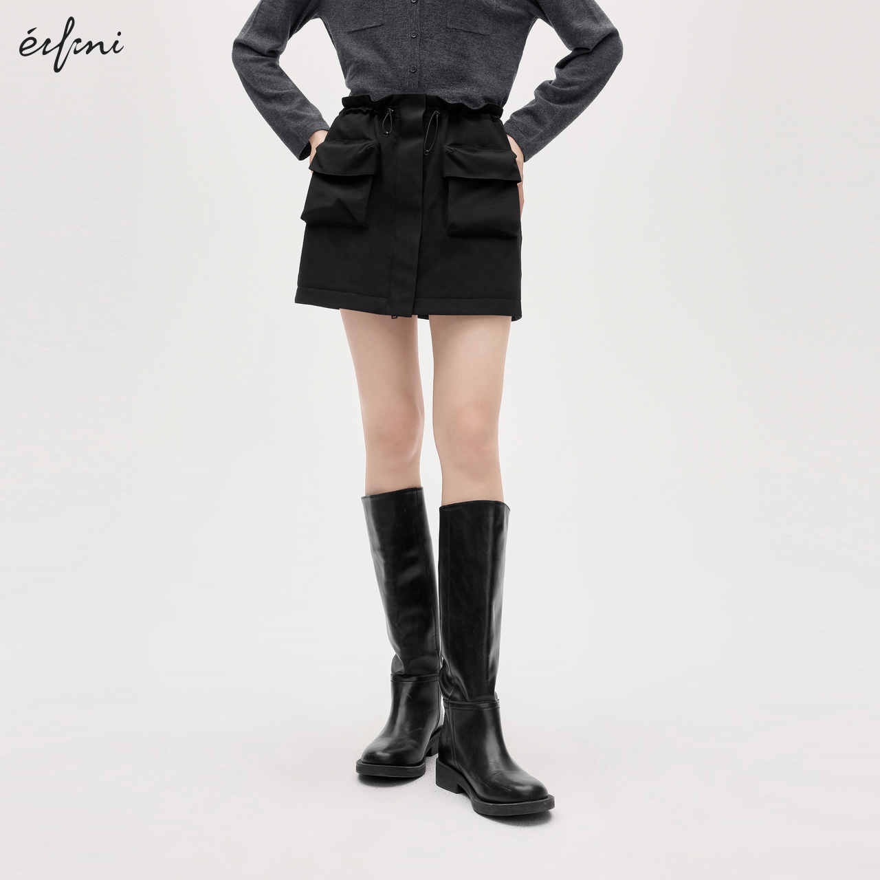 伊芙丽都市户外风收腰抽绳短款防风防水羽绒半身裙2024秋季新款