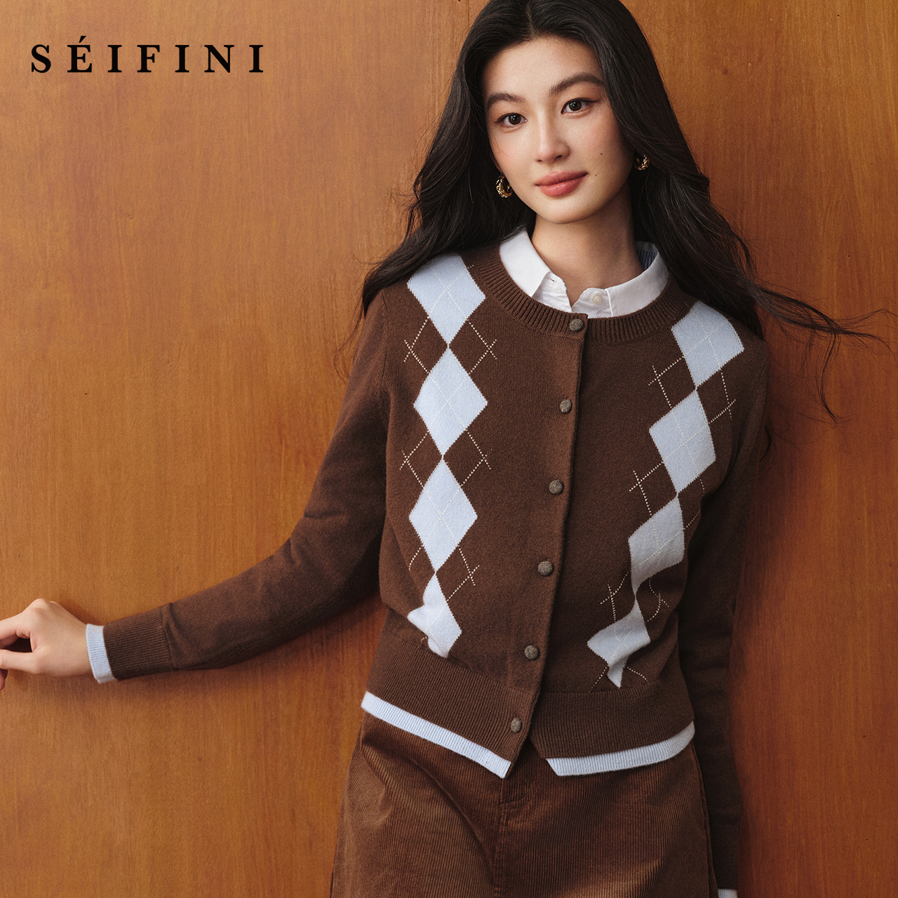 诗凡黎复古菱格圆领长袖针织开衫2025秋新款时尚百搭设计感外套女