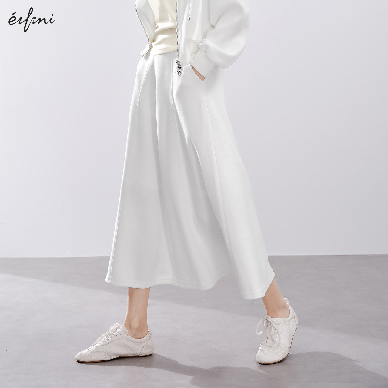 伊芙丽outlets店淡人白色学院风分割设计针织半身裙秋伞裙长裙女