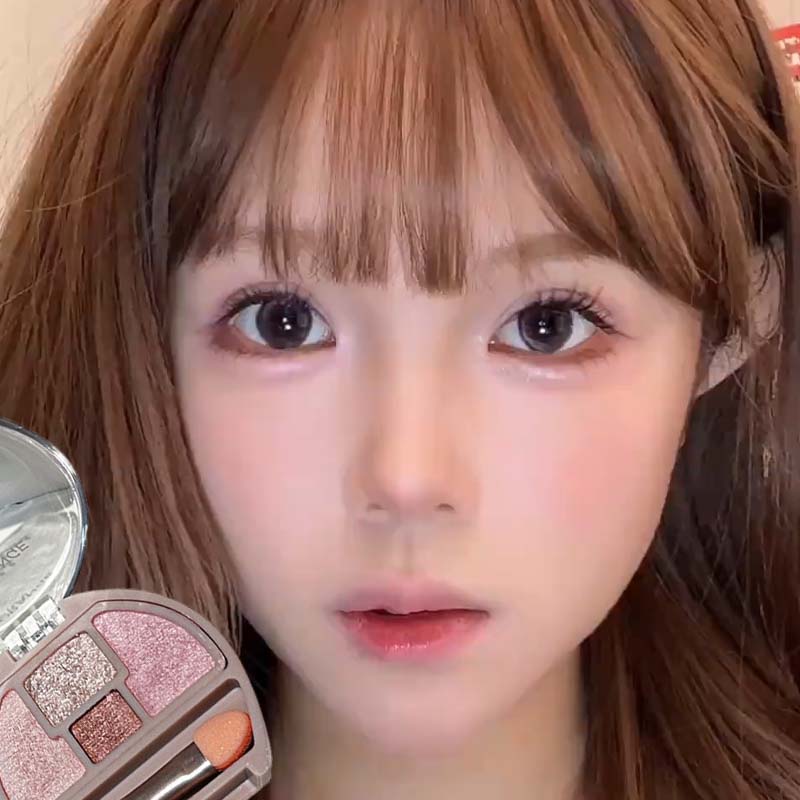 迷雾卧蚕眼影修饰眼部