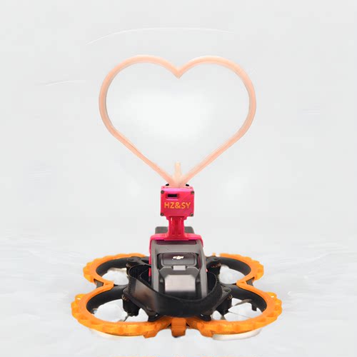 婚礼送戒指发光爱心溯域发光均匀