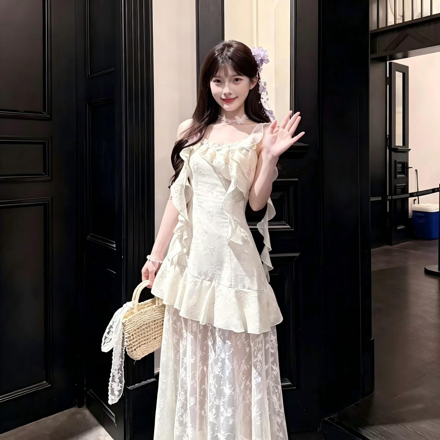 温柔风蕾丝拼接吊带长裙女仙女度假风连衣裙绝美长裙