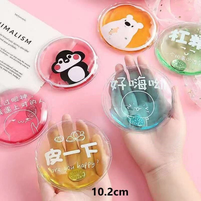 BREAK THE HOT CARTOON INS WIND HAND WARMER AND THE HOT HAND WARMER BAG IS CUTE AND PORTABLE AS SOON AS YOU PINCH IT