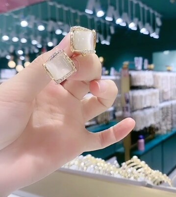 s925银针精致猫眼石耳钉女简约小清新网红耳环2025年新款百搭耳饰