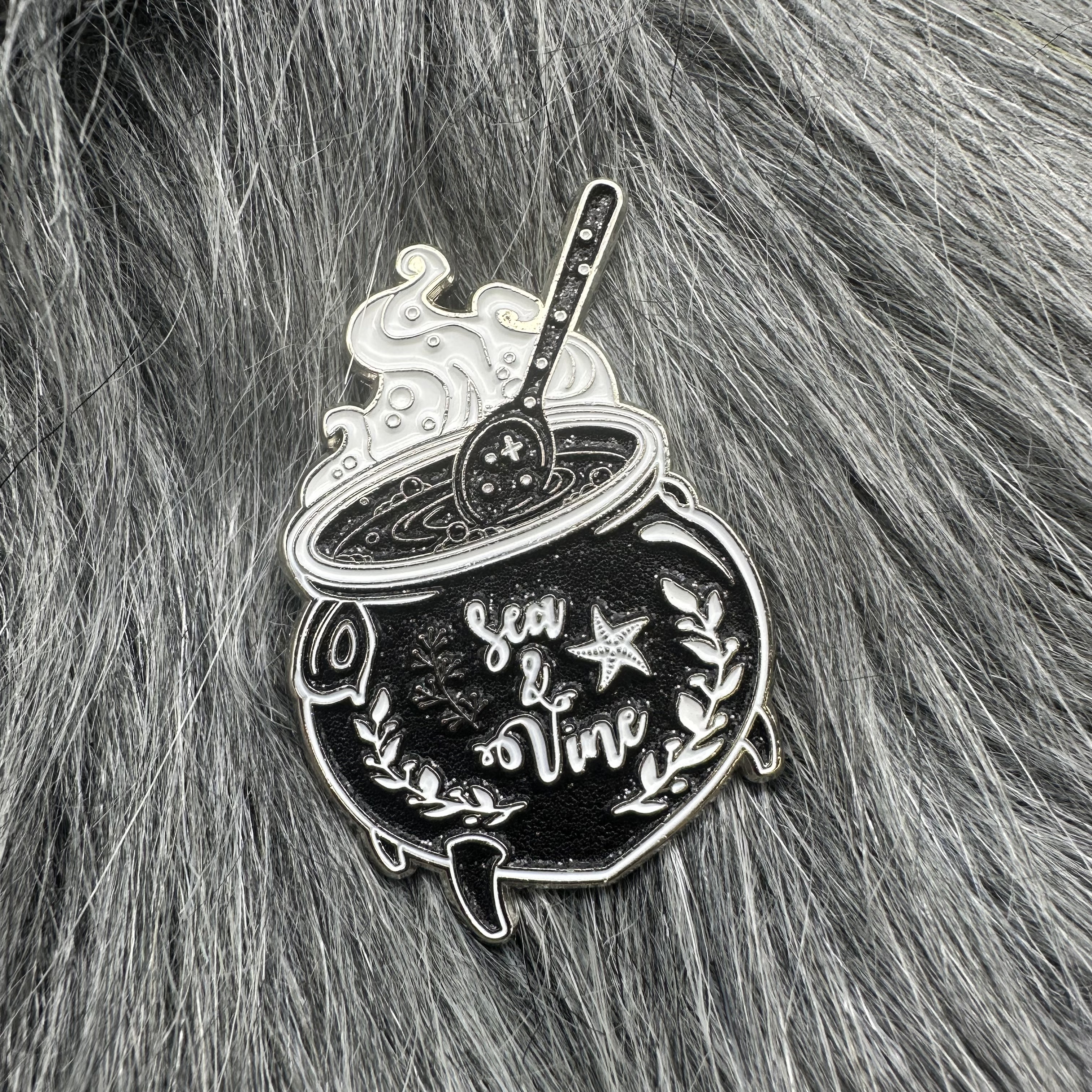 别针奇幻收藏女巫坩埚魔法药金属徽章