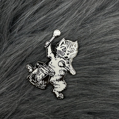 现货小猫鼓手徽章可爱动物金属徽章