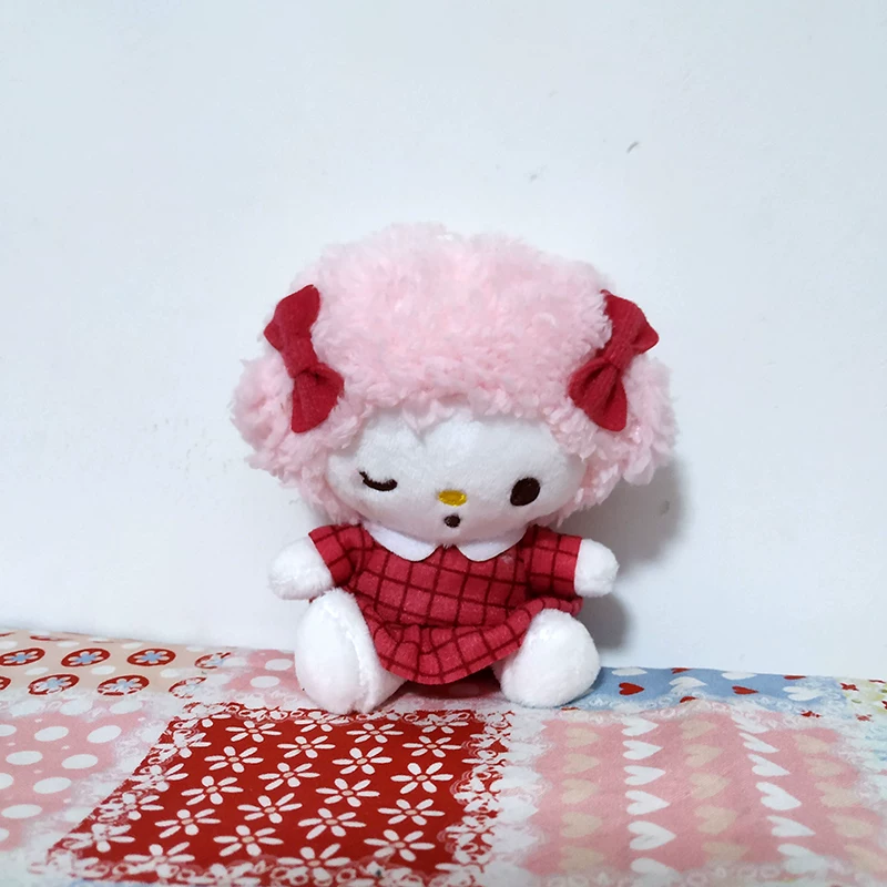Японский единственный Kuromi Kuromi овечка пианино красная клетчатая юбка плюшевая кукла подвеска