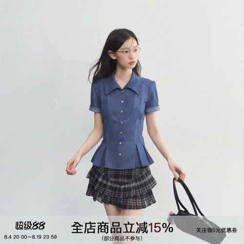 外缝线翻领抽褶收腰牛仔衬衫女