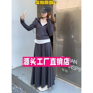 泉州鲁鲁森羽绒服休闲动灰色连帽半身裙套装女春秋季盐系轻熟两件