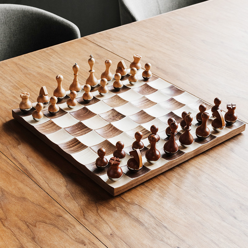 新闻女王同款umbra国际象棋实木