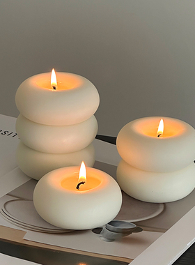 小众高级浪漫室内装饰2025香薰蜡烛白色烛光晚餐烛台摆件表白家用