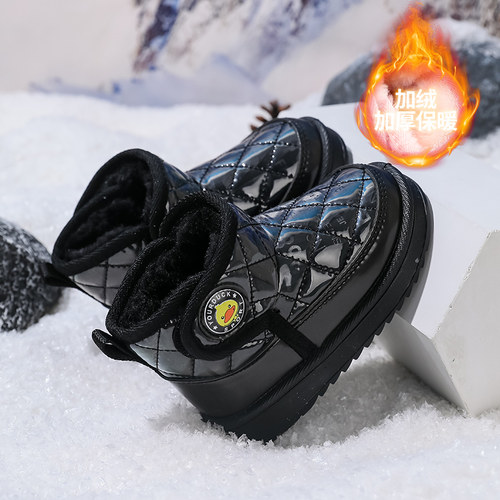 儿童雪地靴冬季室外防水保暖