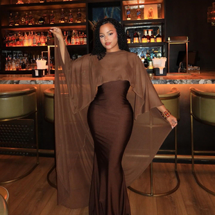 SylCue 吊带连衣裙 眉飞色舞暗夜酒吧辣妹风宽松披肩罩衣内搭修身